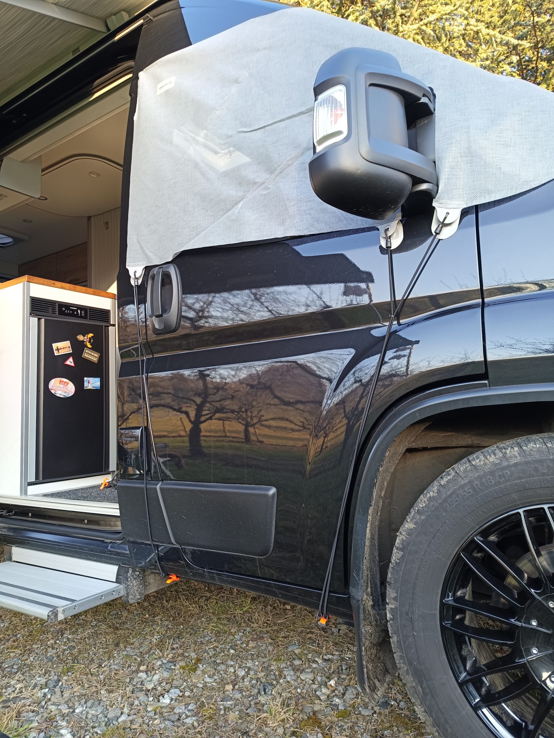 Hakenset-Schwellerfalz